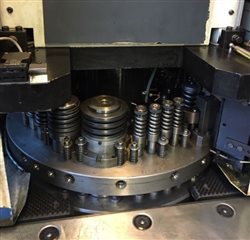 Координатнно пробивной пресс LVD / DELTA 1250 LB TK