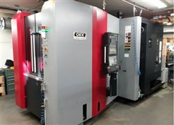 Горизонтальный обрабатывающий центр OKK HMC 400