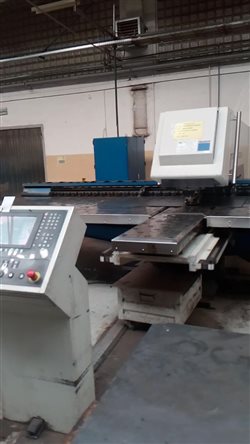 Координатно-пробивной пресс TRUMPF Trumatic 3000R