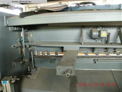 Гильотинные ножницы HACO TS 3006